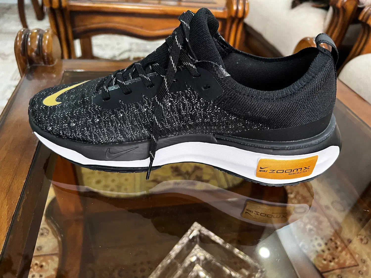 کفش|کیف، کفش، کمربند|مشهد, شهرک لشکر (شهرک غرب)|دیوار