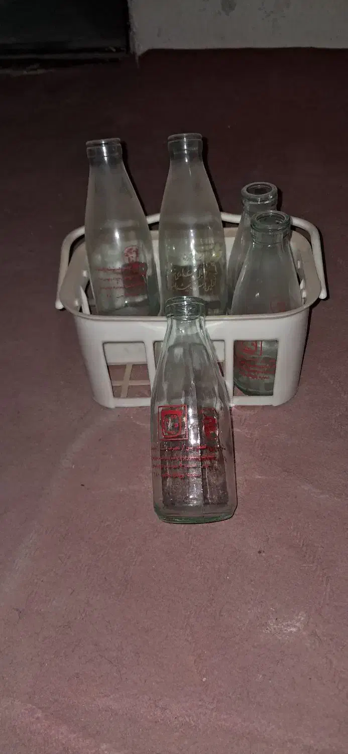 تشت سنگین و چنتا دبه|ظروف نگهدارنده، پلاستیکی، یک‌بارمصرف|سنندج, |دیوار