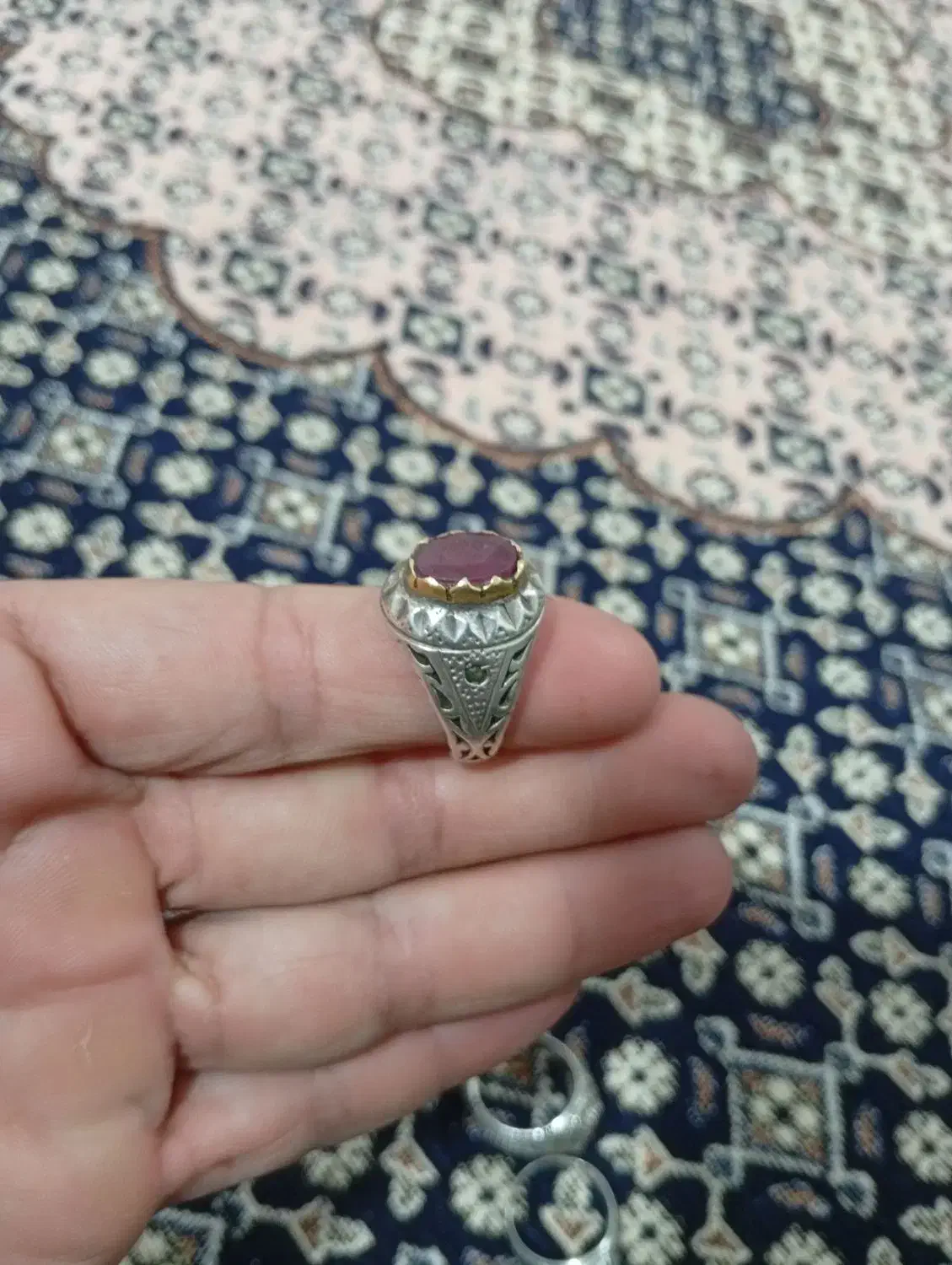 سه عدد انگشتر|جواهرات|نقده, |دیوار