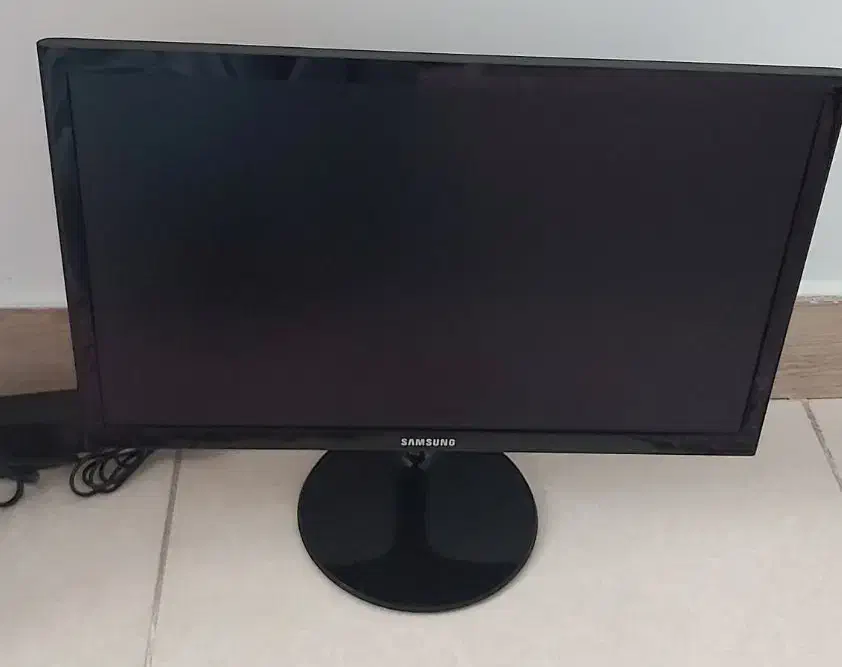 مانیتور سامسونگsamsung|رایانه رومیزی|چهارباغ, |دیوار