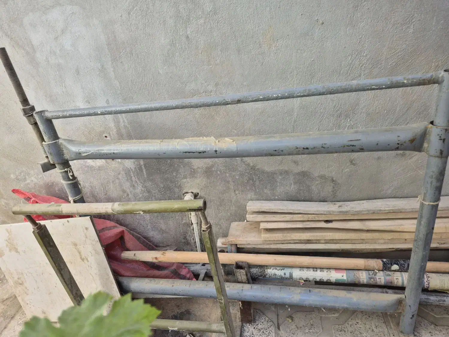 دار قالی بافی افقی و ۳عددعمودی|ابزارآلات|بجنورد, |دیوار