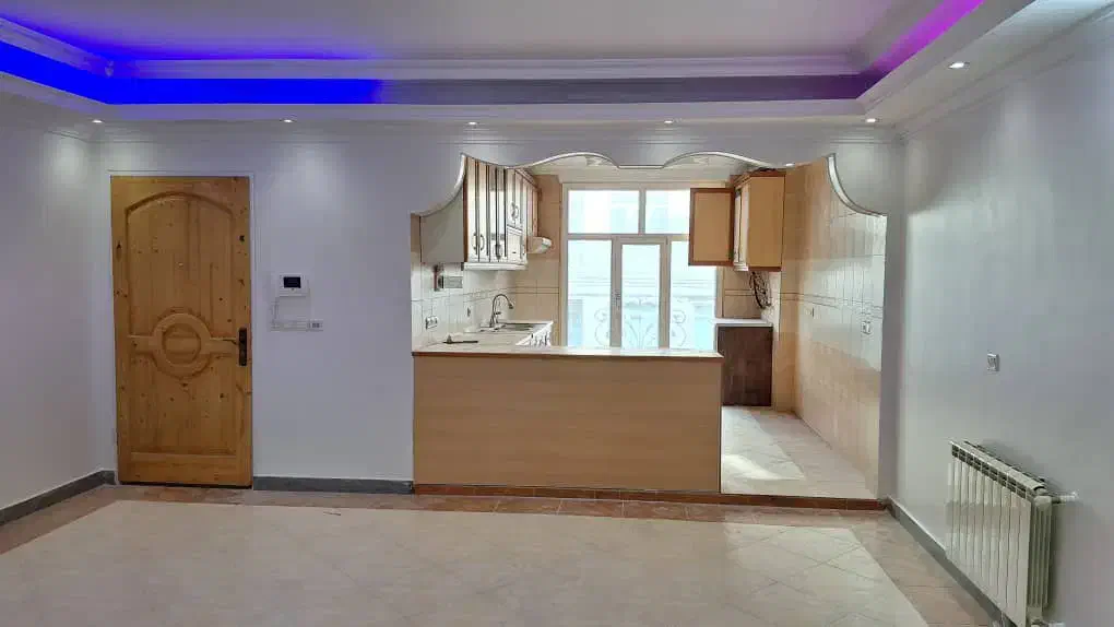 ۸۰متر/طبقه دوم/انباری/پارک موتور /قابل تبدیل