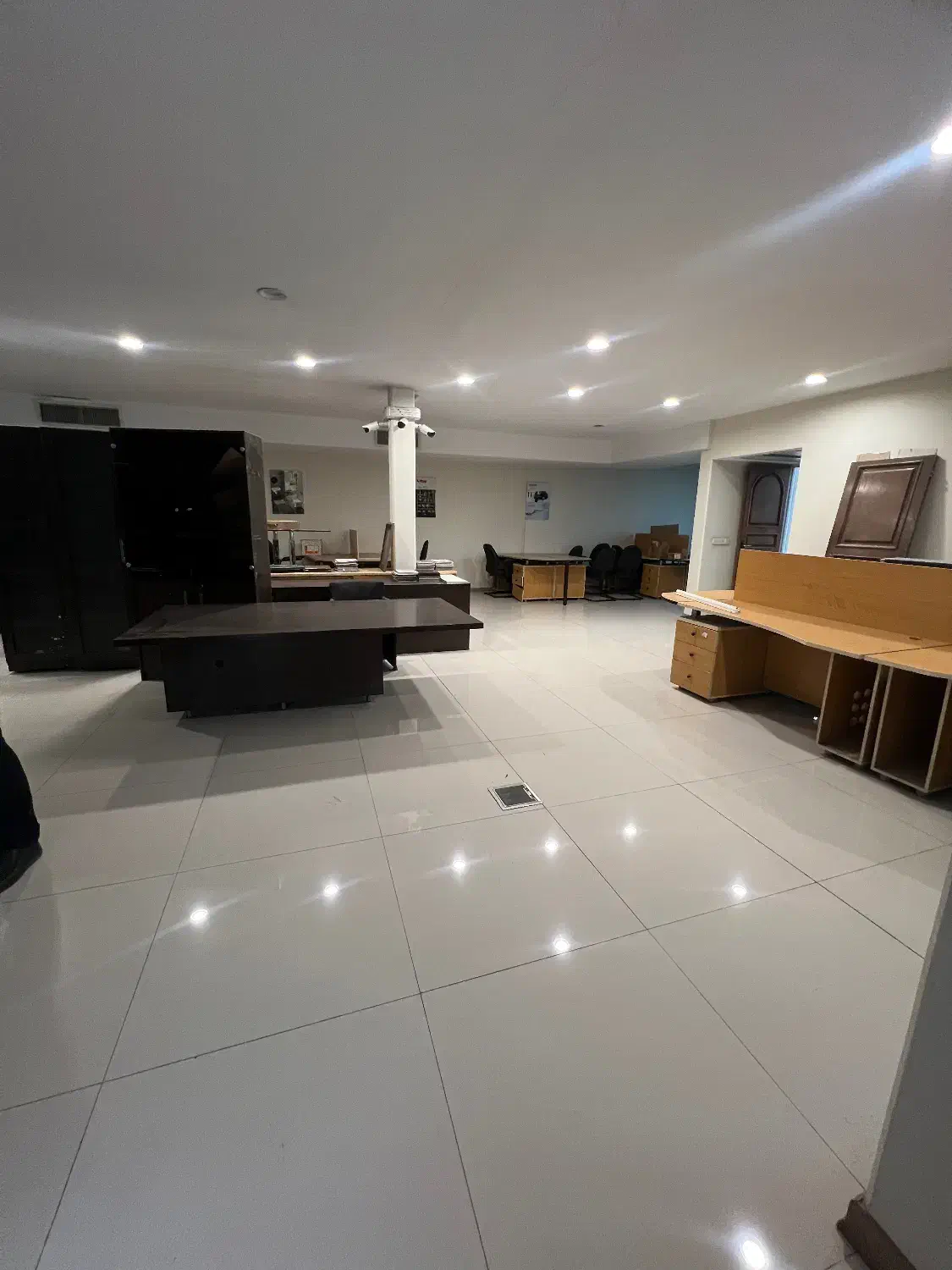 ۲۵۰ متر سند اداری ملاصدرا|اجارهٔ دفتر کار، اتاق اداری، مطب|تهران, شیراز|دیوار