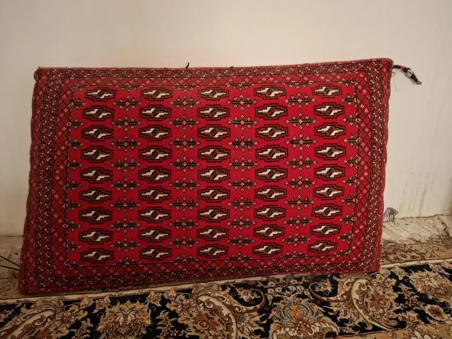 پشتی|پشتی|سبزوار, هویزه|دیوار