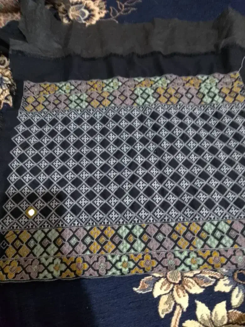 لباس تپه ای|لباس|کهنوج, |دیوار