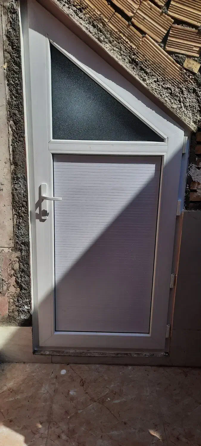 ساخت انواع درب پنجره دوجداره UPVC|مصالح و تجهیزات ساختمان|شادگان, |دیوار