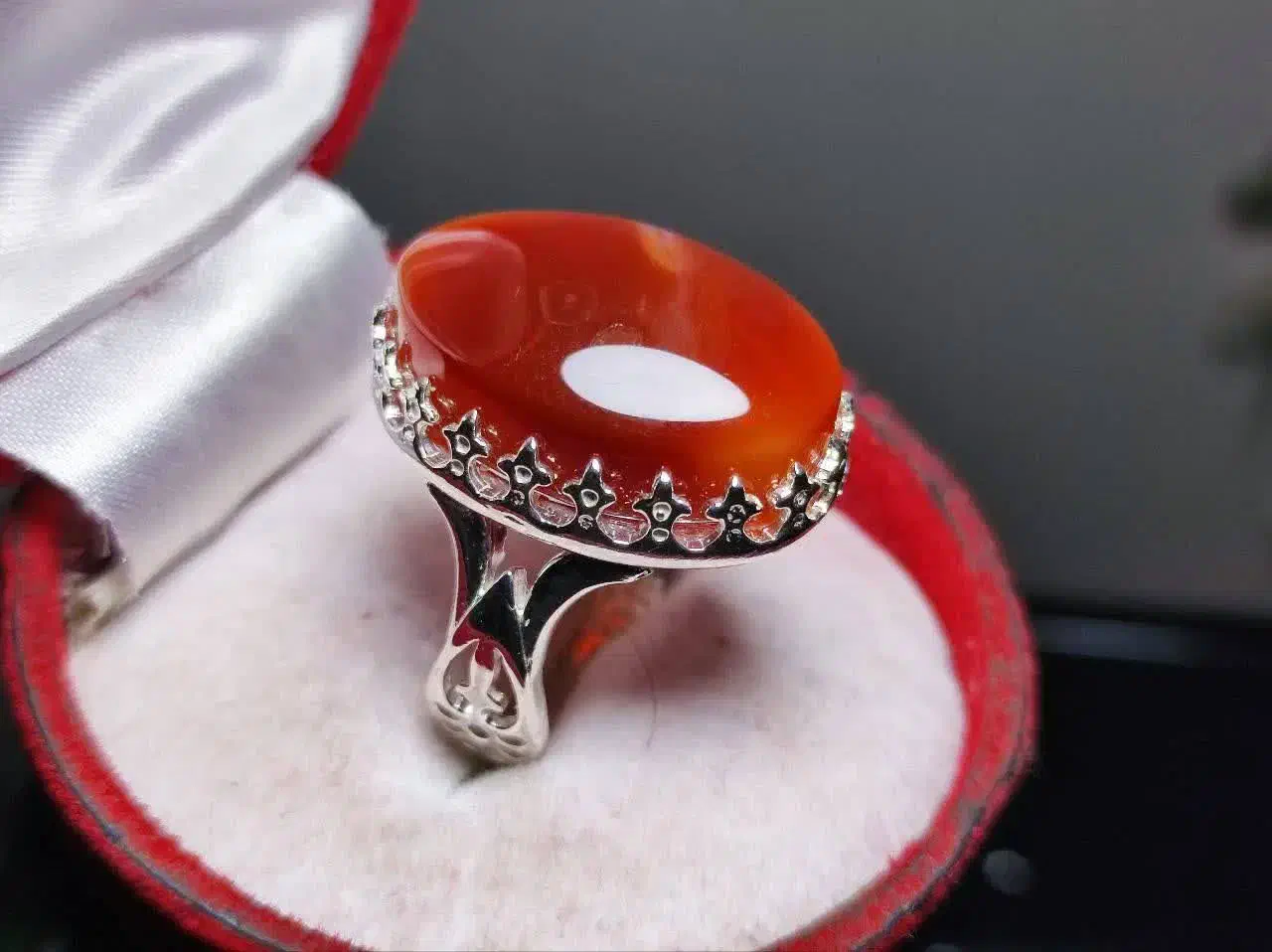 انگشتر عقیق سرخ اصلی|جواهرات|تهران, امیریه|دیوار