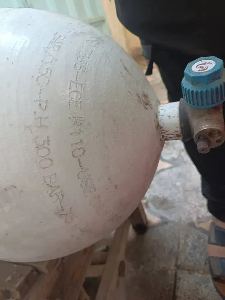 کپسول گاز سی ان جی مخزن بزرگ|قطعات یدکی و لوازم جانبی|شوشتر, |دیوار