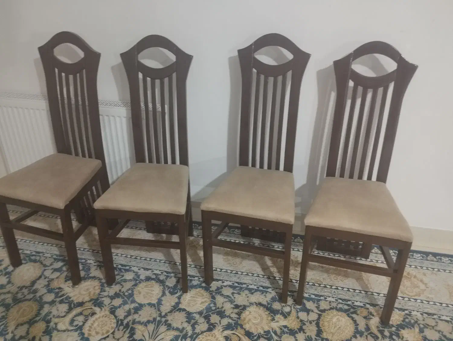 صندلی در حد نو|مبلمان خانگی و میز عسلی|خرمآباد, |دیوار