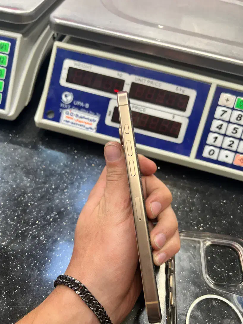 16pro max 256 gig|موبایل|اندیشه, شهرک صدف|دیوار