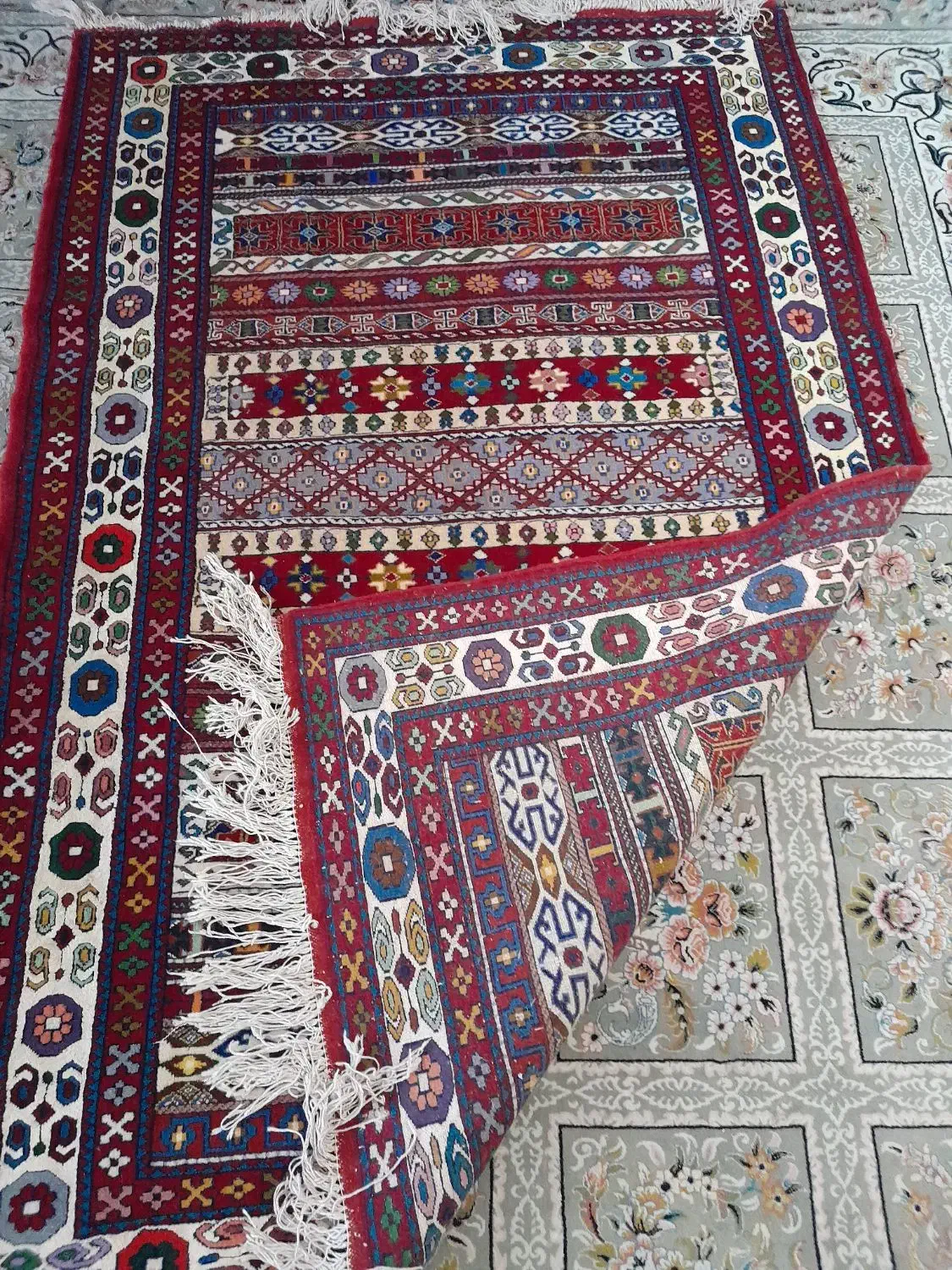 قالیچه ابریشمی|فرش|مشهد, امام رضا (ع)|دیوار