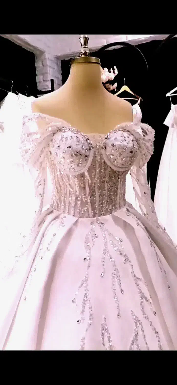 آفر فروش و اجاره لباس عروس|لباس|مشهد, احمدآباد|دیوار