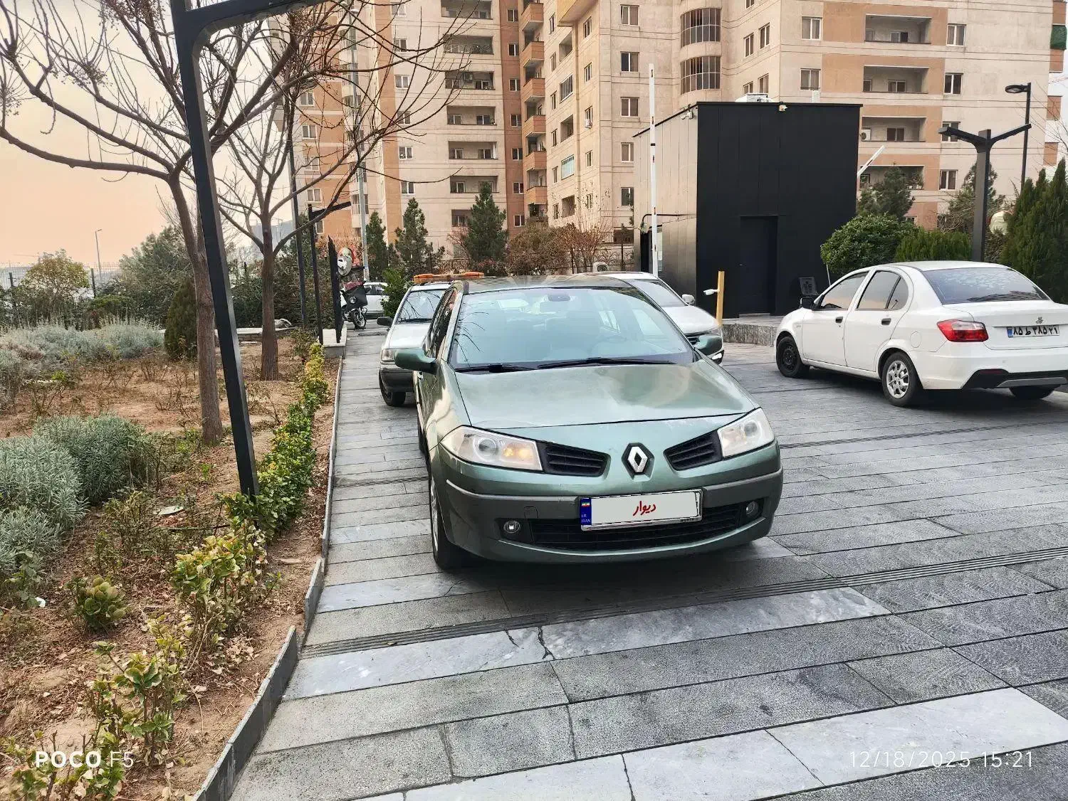 مگان اتوماتیک نسخه فول کم کارکرد|خودرو سواری و وانت|تهران, ونک|دیوار