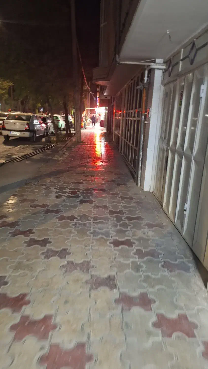 عطار ۱۱۰ متر تجاری در دو طبقه|اجارهٔ مغازه و غرفه|شاهین‌شهر, عطار|دیوار