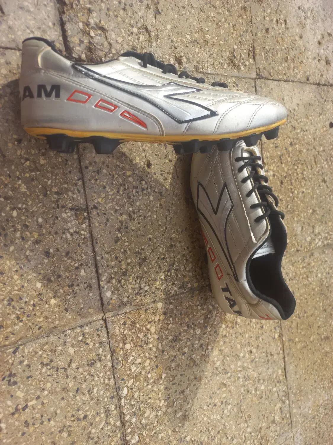 کفش چمن نو|کیف، کفش، کمربند|تاکستان, |دیوار