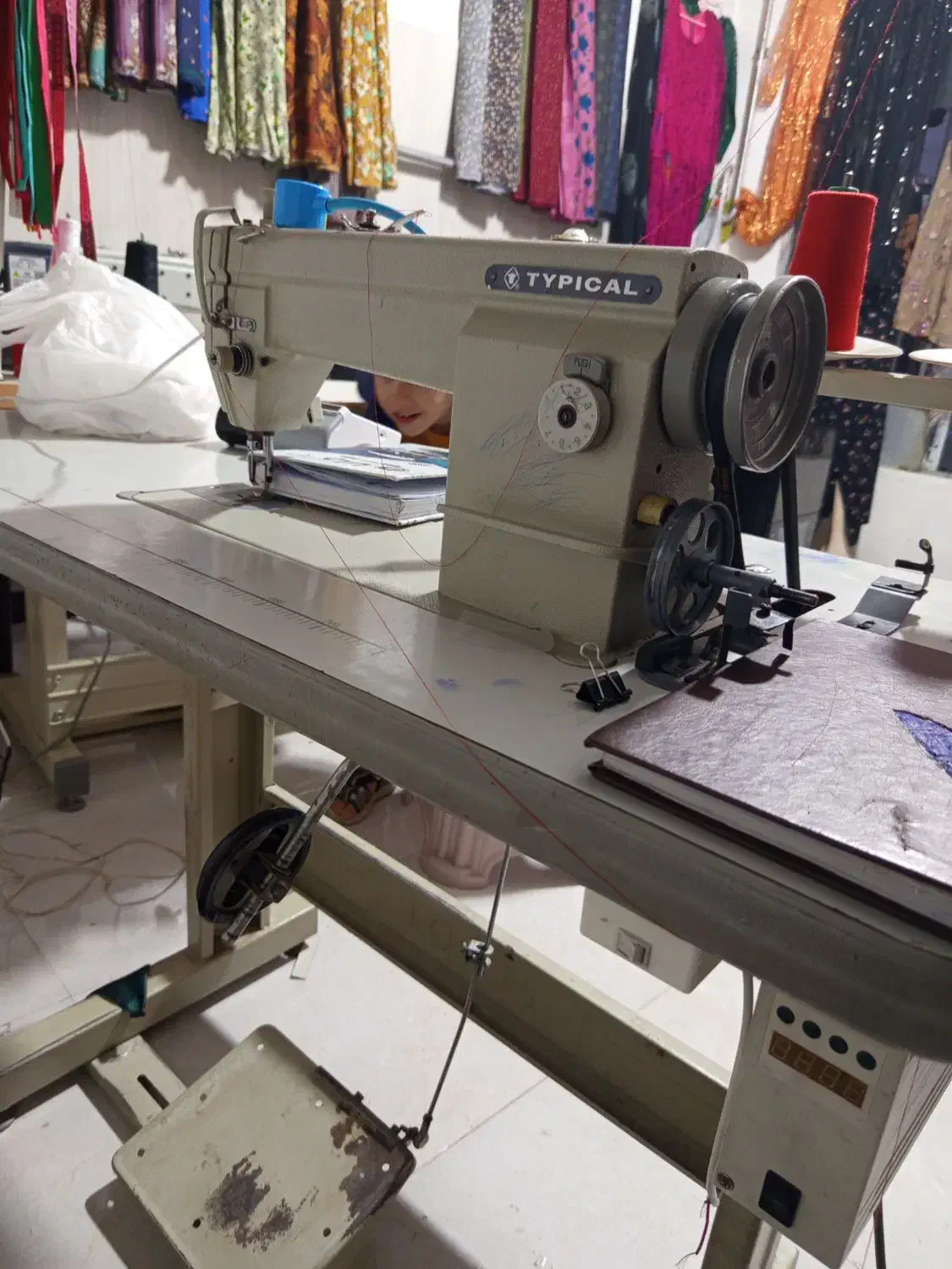 چرخ خیاطی صنعتی کارکرده|چرخ خیاطی و ریسندگی|مهاباد (آذربایجان غربی), |دیوار