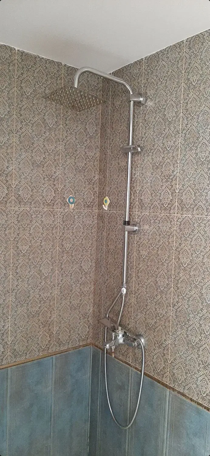 دوش|لوازم حمام|کیش, |دیوار