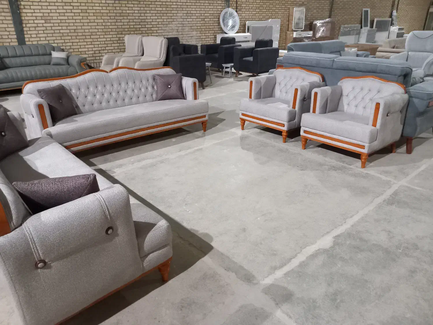 فروش مبلمان وسرویس خواب به صورت اقساط بلندمدت|مبلمان خانگی و میز عسلی|فردوس (خراسان), |دیوار