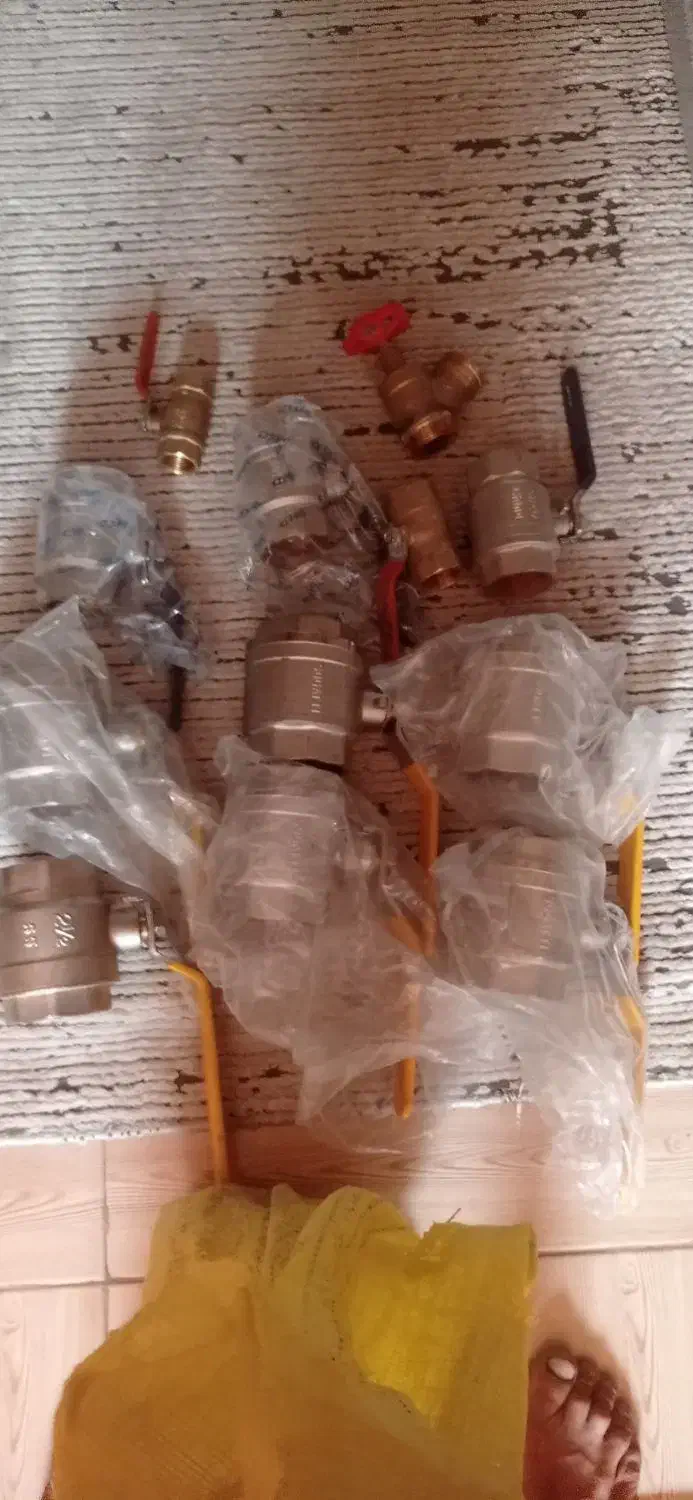 تعدادی والف گازی وابی فروشی|عمده‌فروشی|فولادشهر, B8|دیوار