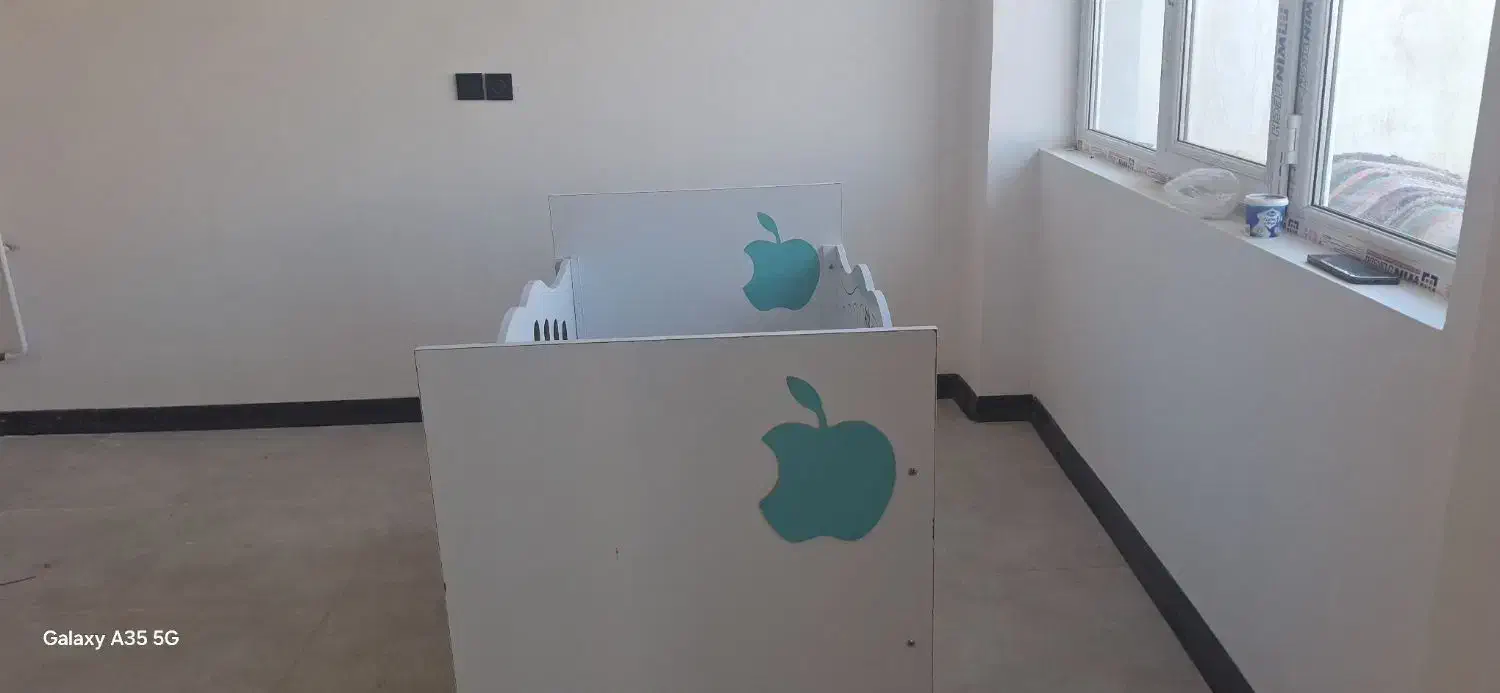 تخت کودک طرح اپل|تخت و صندلی بچه|آوج, |دیوار