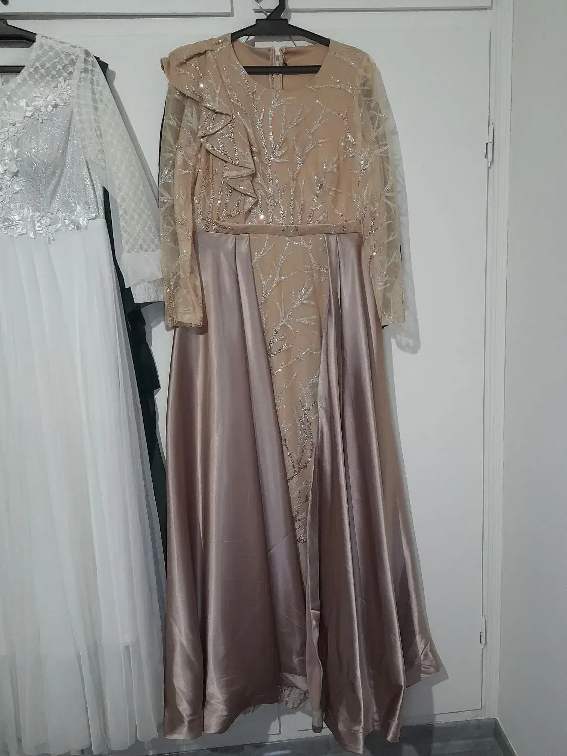 لباس مجلسی|لباس|شاهینشهر, شهرک هشت بهشت|دیوار