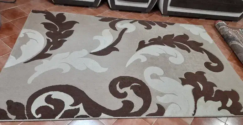 فرش۶متری کاملا سالم|فرش|رشت, استقامت ۱|دیوار