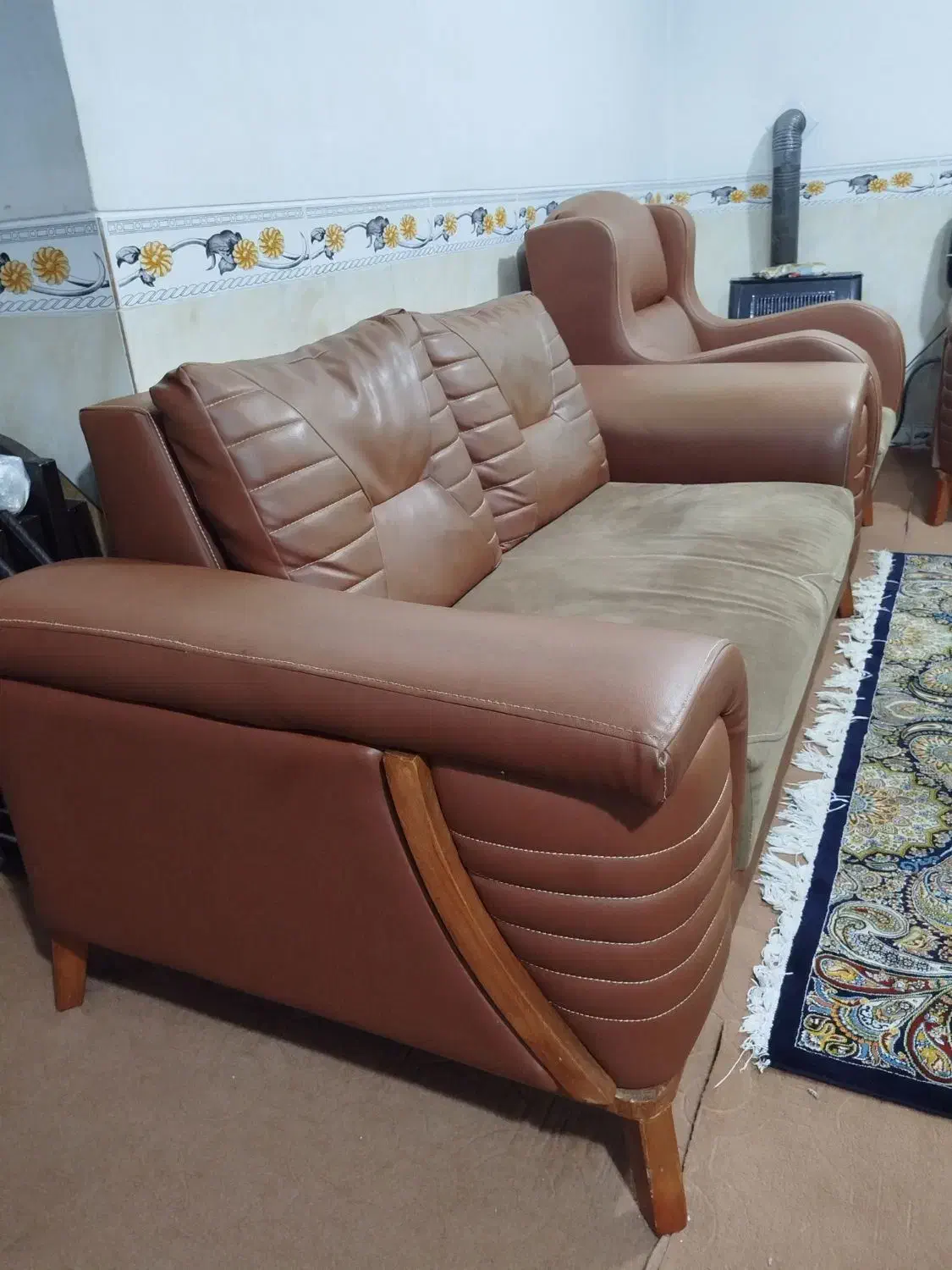 مبل راحتی 7 نفره چرمی|مبلمان خانگی و میز عسلی|همدان, |دیوار