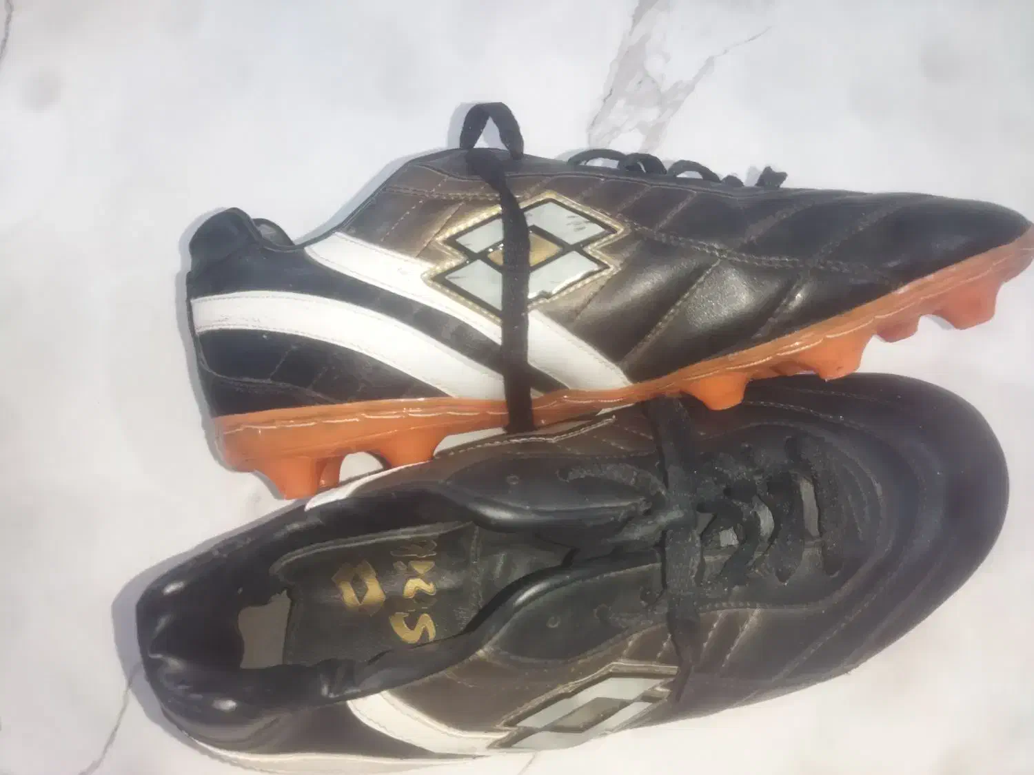 کفش استوک دار چمن|کیف، کفش، کمربند|زرندیه, |دیوار