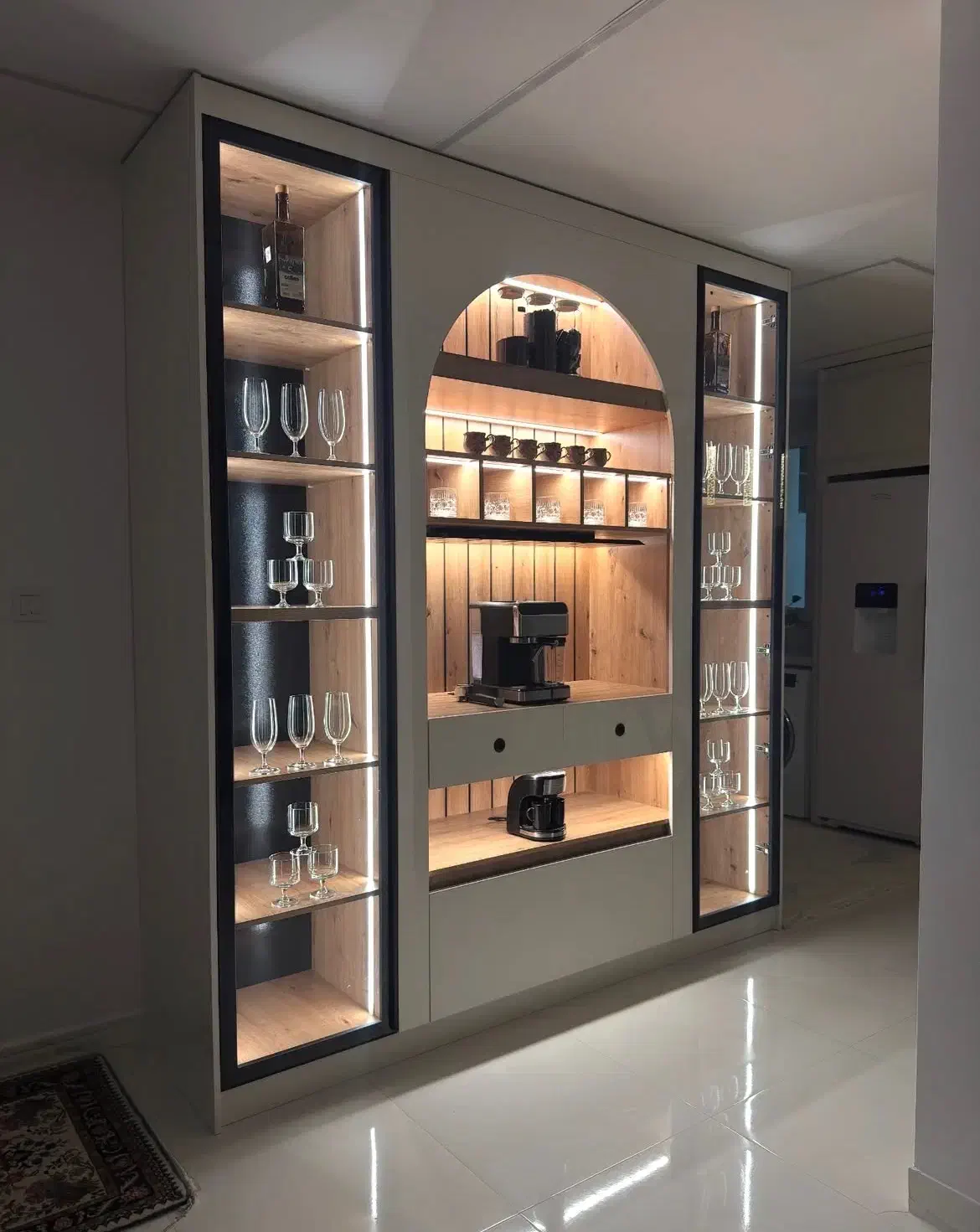 استخدام شاگرد در کابینت سازی بندرعباس|استخدام معماری، عمران و ساختمانی|داراب, |دیوار