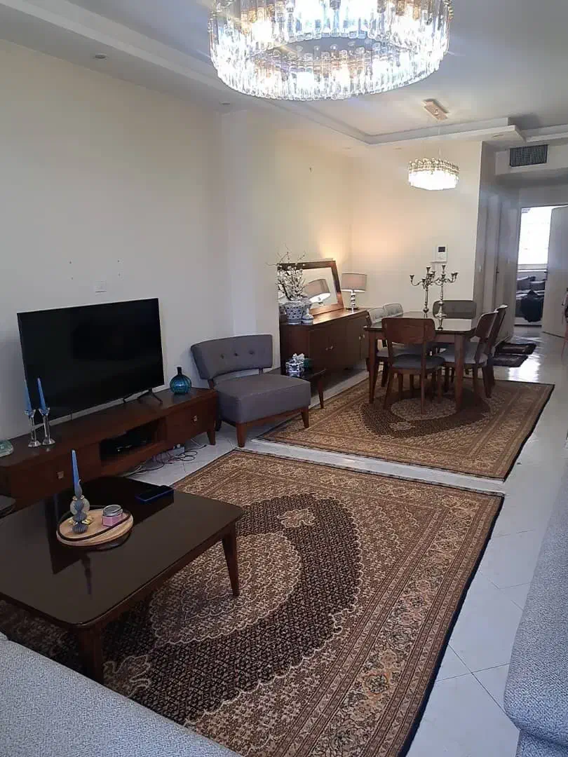 ۷۰ متر ۲ خواب/طبقه دوم با پارکینگ/فردوس غرب