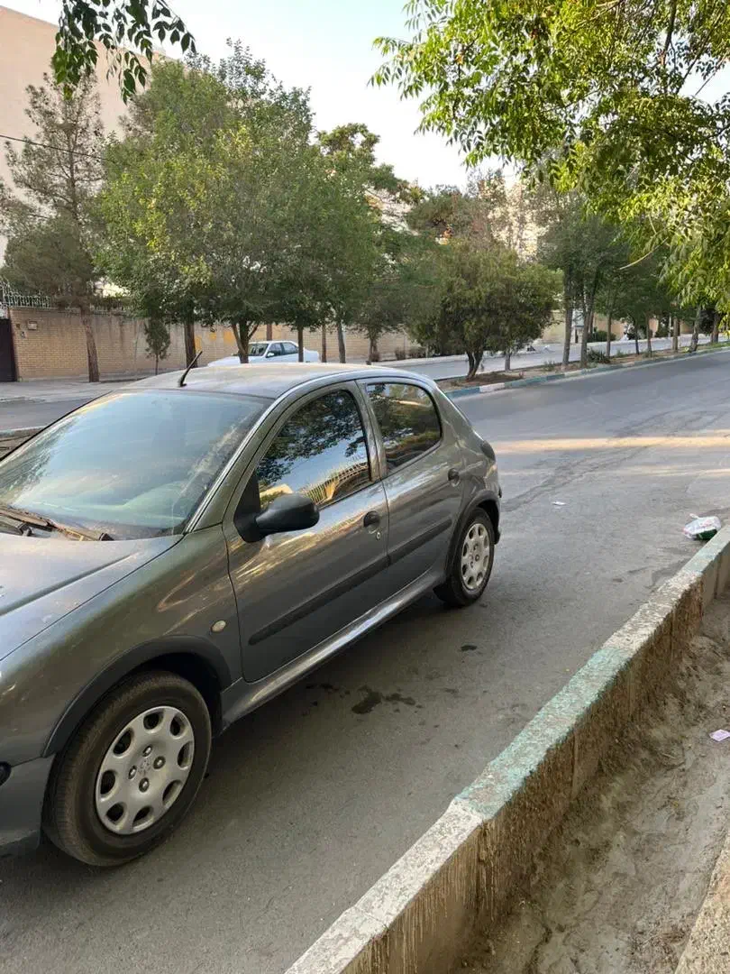 ۲۰۶ تیپ ۲ خونگی و پراید ۹۸ در حد صفر|خودرو سواری و وانت|خمینیشهر, |دیوار