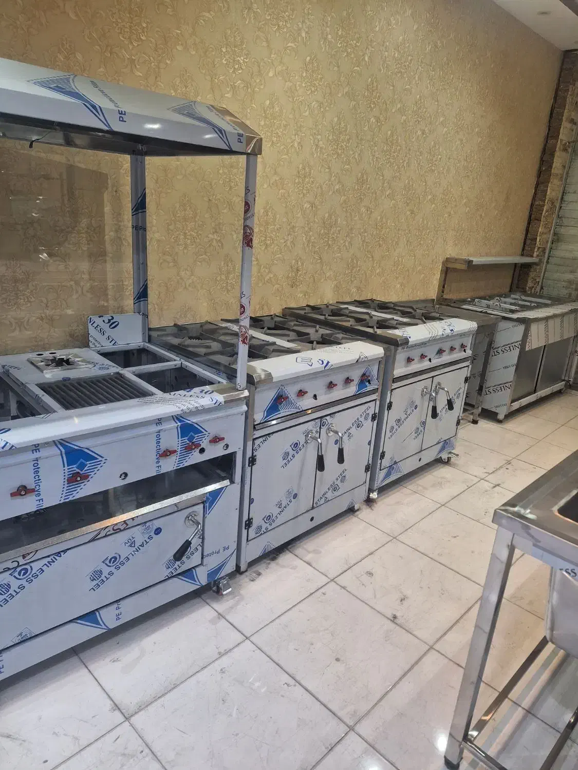 فر پیتزا صندوقی/فر ساندویچ /کته پر / یخچال تک درب|کافی‌شاپ و رستوران|اندیمشک, |دیوار