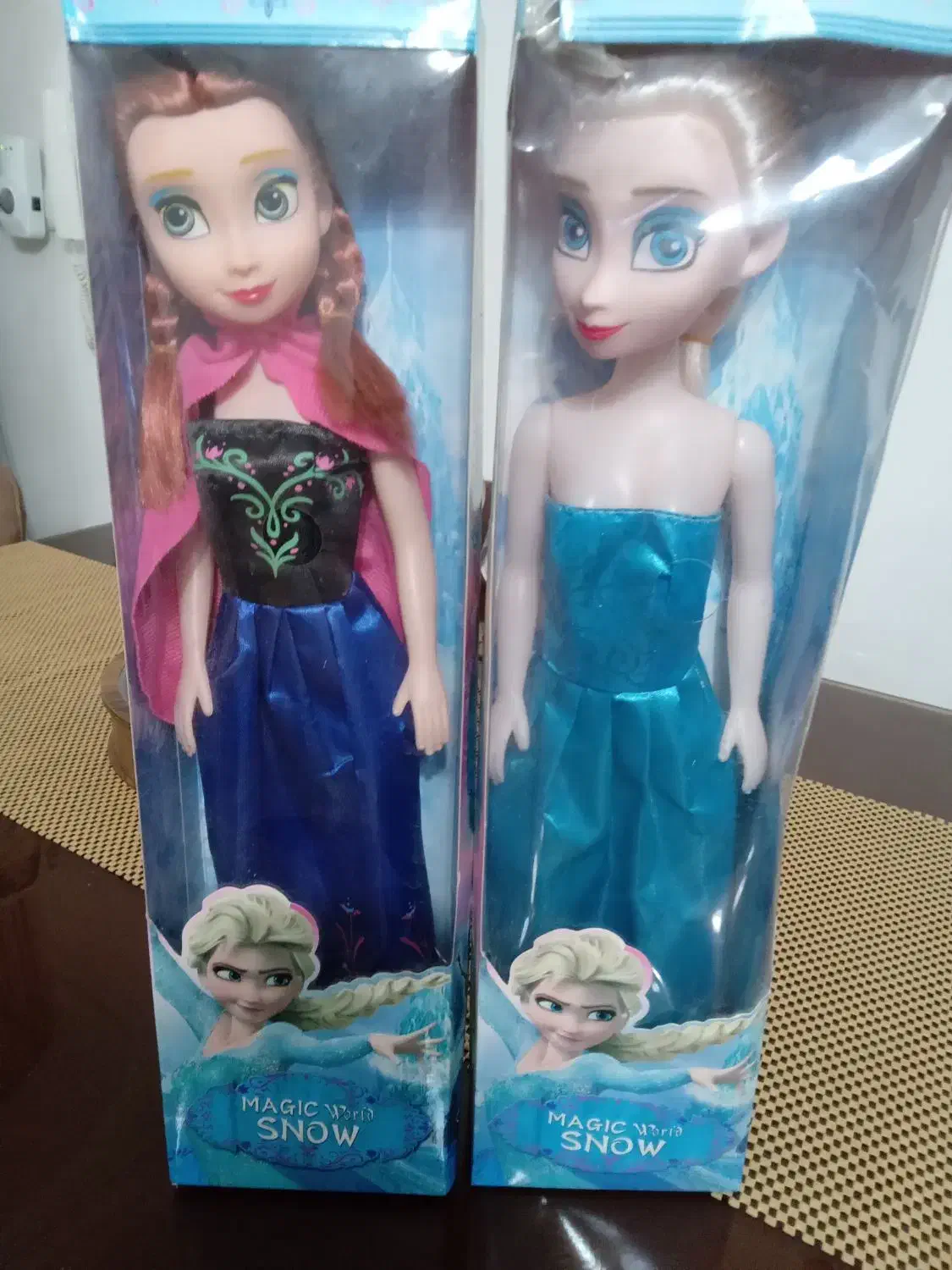 عروسک|اسباببازی بچه|رشت, گلزاران|دیوار