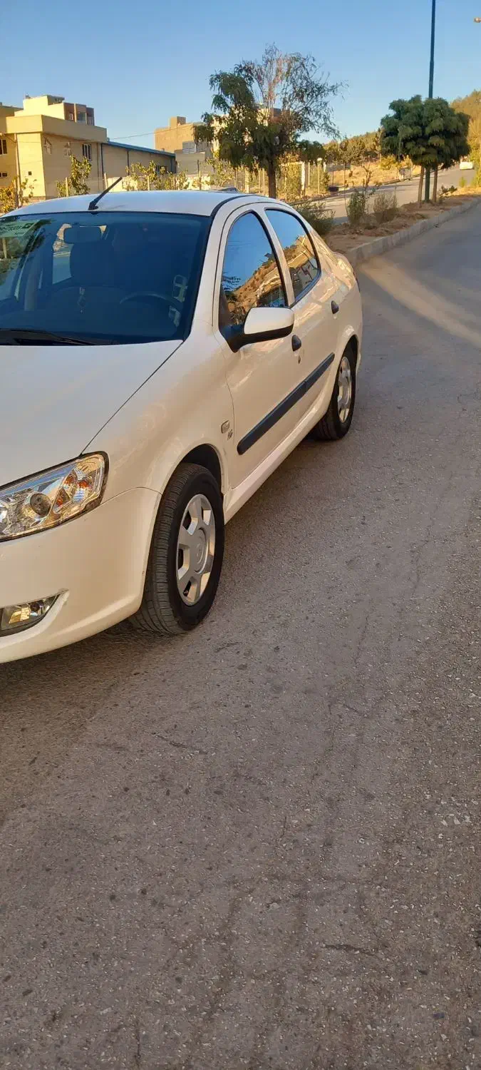 رانا LXتیوفایو|خودرو سواری و وانت|نهاوند, |دیوار