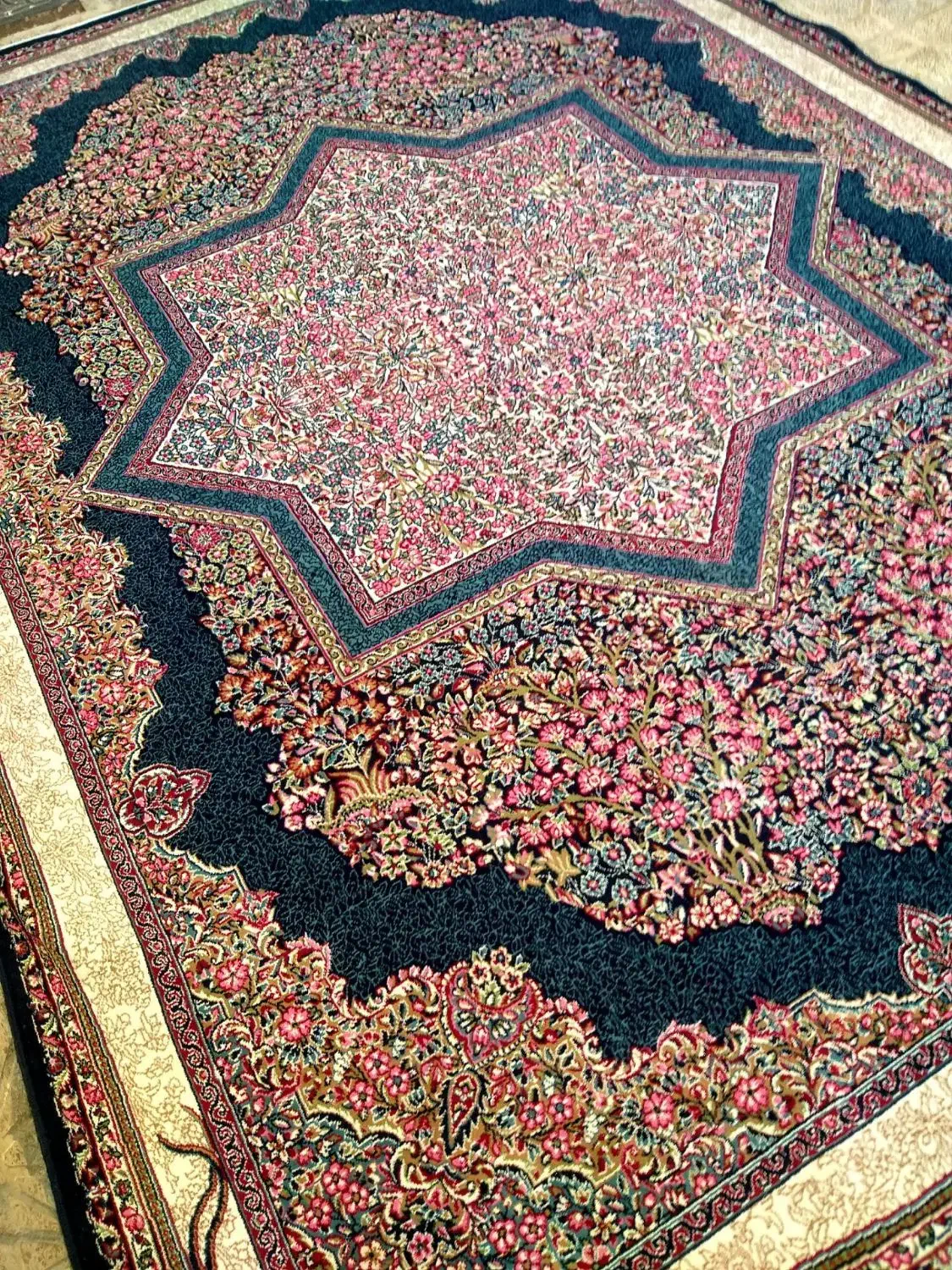 فرشا دوتا ۹متری درحدنو دونه ۶۲۰۰|فرش|همدان, |دیوار