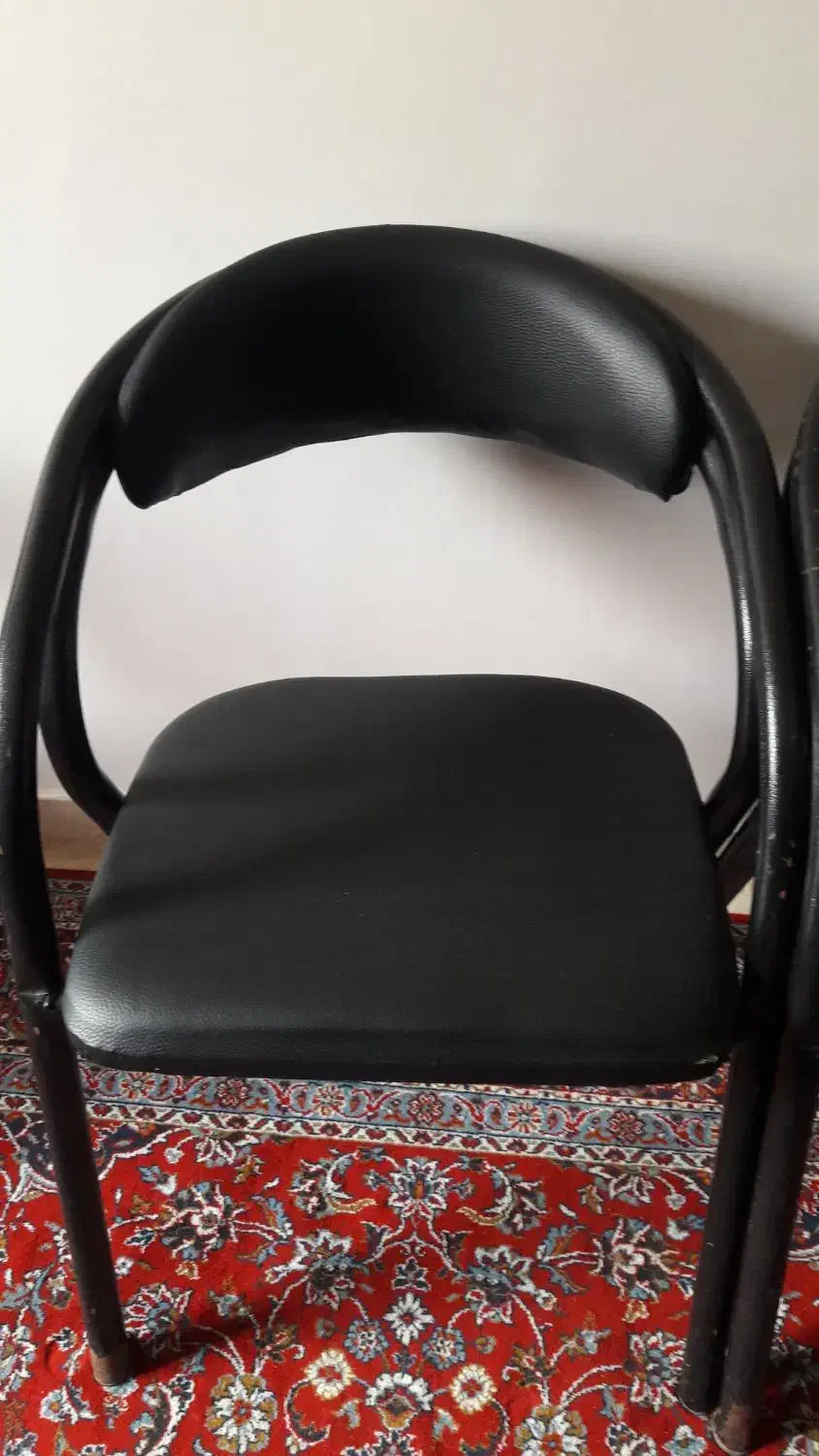 تعدادی صندلی اداری نو|مبلمان اداری|رشت, آزادگان|دیوار