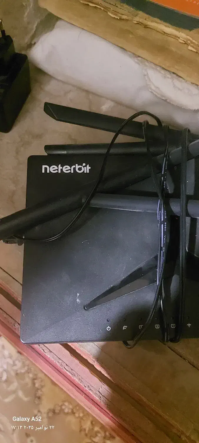 یک عدد مودوم سیم کارتی|مودم و تجهیزات شبکه|فلاورجان, |دیوار