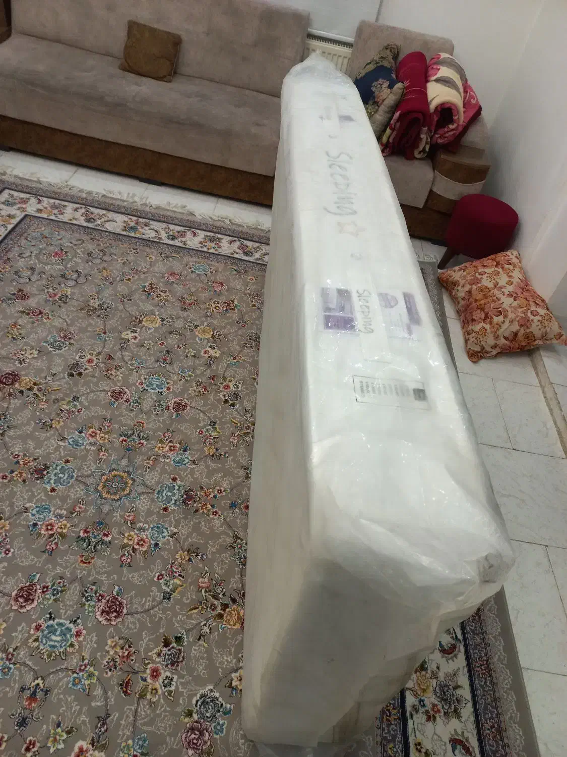 تشک تک نفره|رختخواب، بالش، پتو|پرند, فاز ۶|دیوار