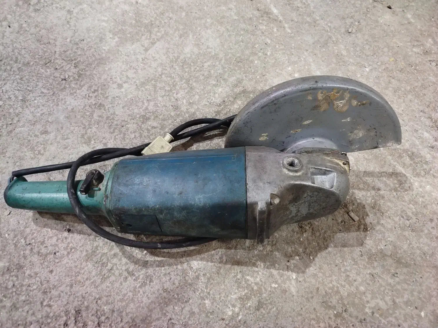 فرز بزرگ|ابزارآلات|مشهد, بلال|دیوار