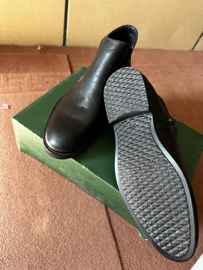 فروش کفش|کیف، کفش، کمربند|شیراز, احمدی جنوبی|دیوار