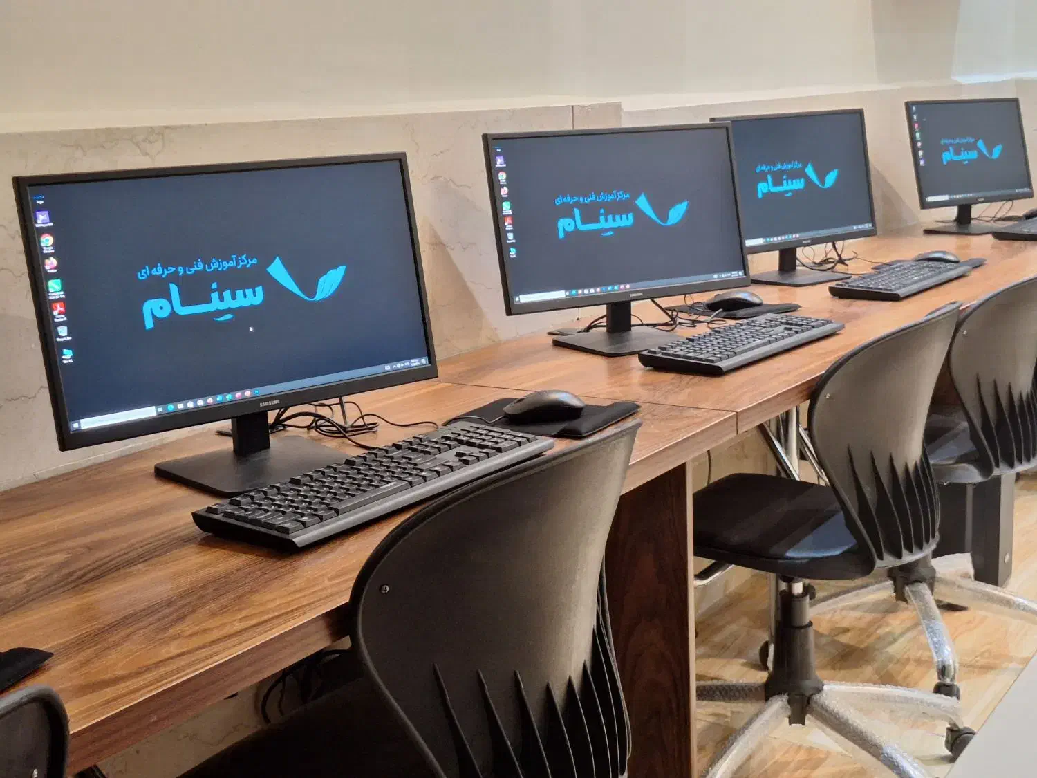 آموزش تعمیرات کامپیوتر و لپ تاپ|خدمات آموزشی|کرج, عظیمیه|دیوار