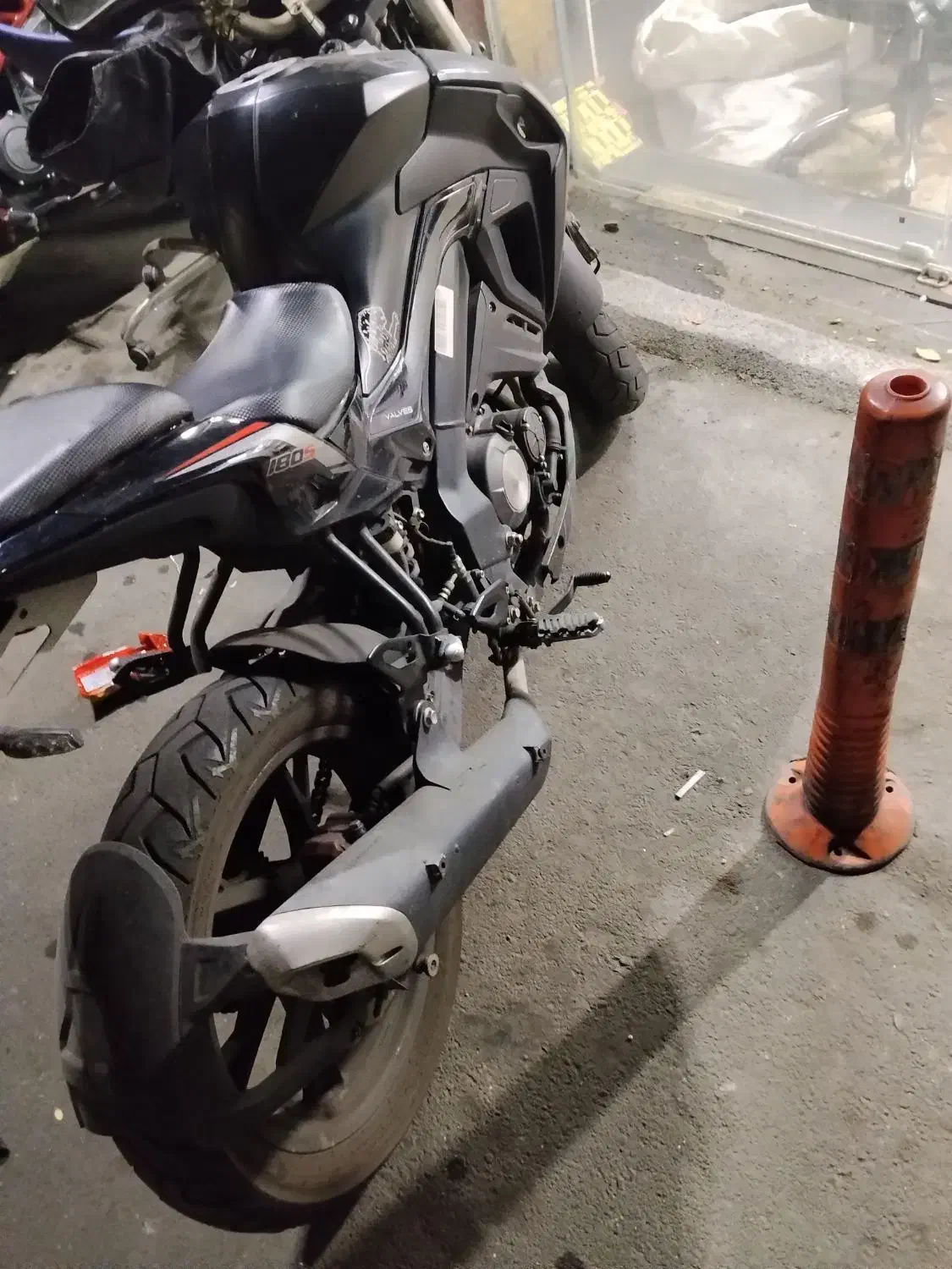 بنلی۱۸۰ s|موتورسیکلت|تهران, بهارستان|دیوار