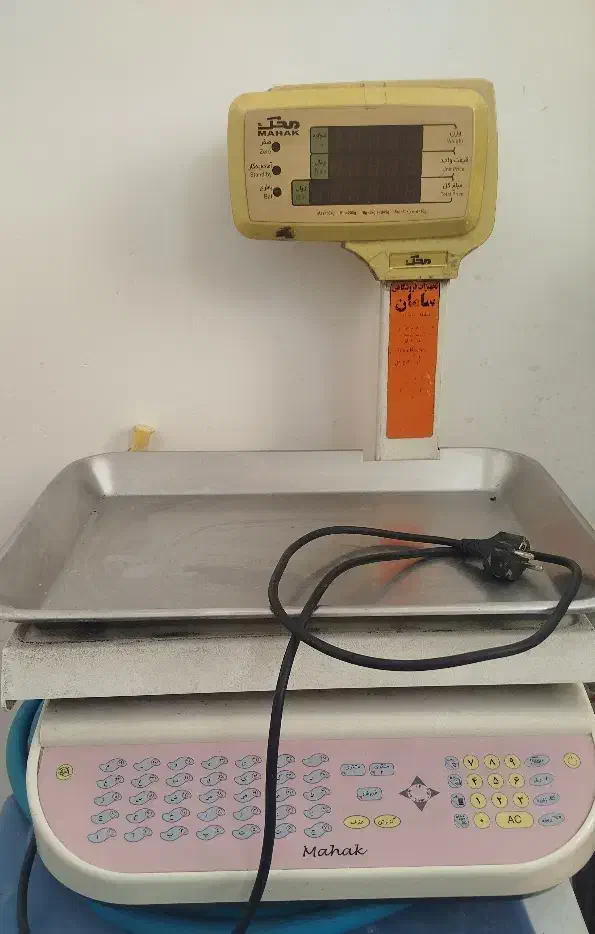 ترازومحک... یخچال|فروشگاه و مغازه|فرخشهر, |دیوار