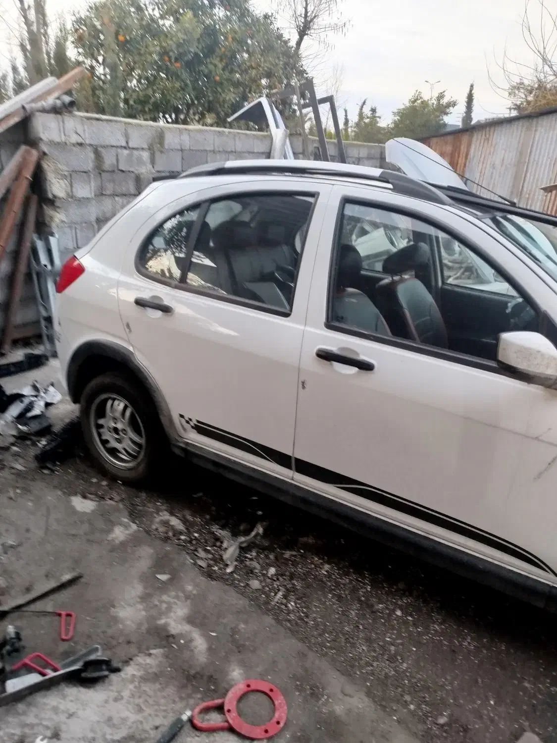 کوییک 401تصادفی|خودرو سواری و وانت|تنکابن, |دیوار