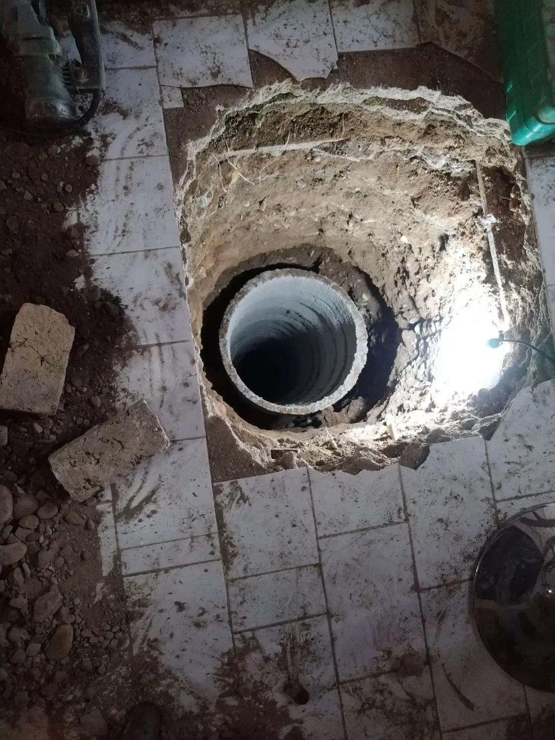 لوله بازکنی تشخیص نم تخلیه چاه|خدمات پیشه و مهارت|اندیشه, اندیشه فاز ۲|دیوار