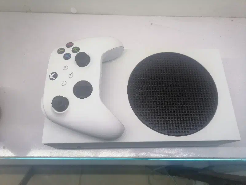 Xbox serie S در حد نو|کنسول، بازی ویدئویی و آنلاین|همدان, |دیوار