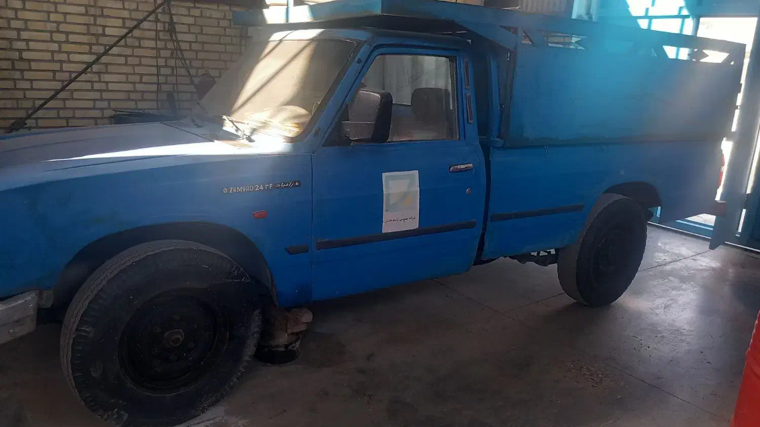 نیسان مدل ۹۲ کم کار|خودرو سواری و وانت|سمنان, |دیوار