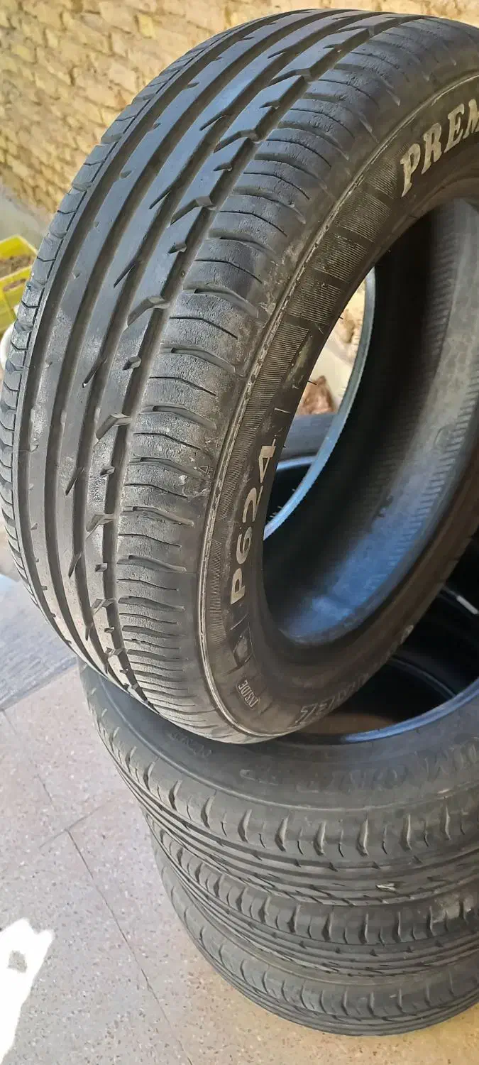 لاستیک ۲۰۵ ۵۵ ۱۶|قطعات یدکی و لوازم جانبی|شهرضا, |دیوار