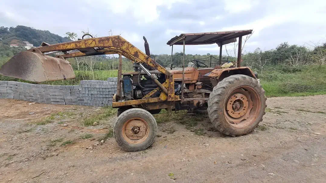 تراکتوررومانی|خودرو سنگین|لاهیجان, آهندان|دیوار