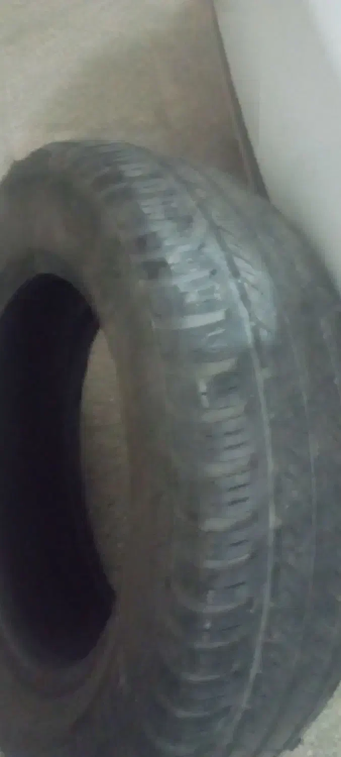 لاستیک ماشین|قطعات یدکی و لوازم جانبی|مشهد, رده|دیوار